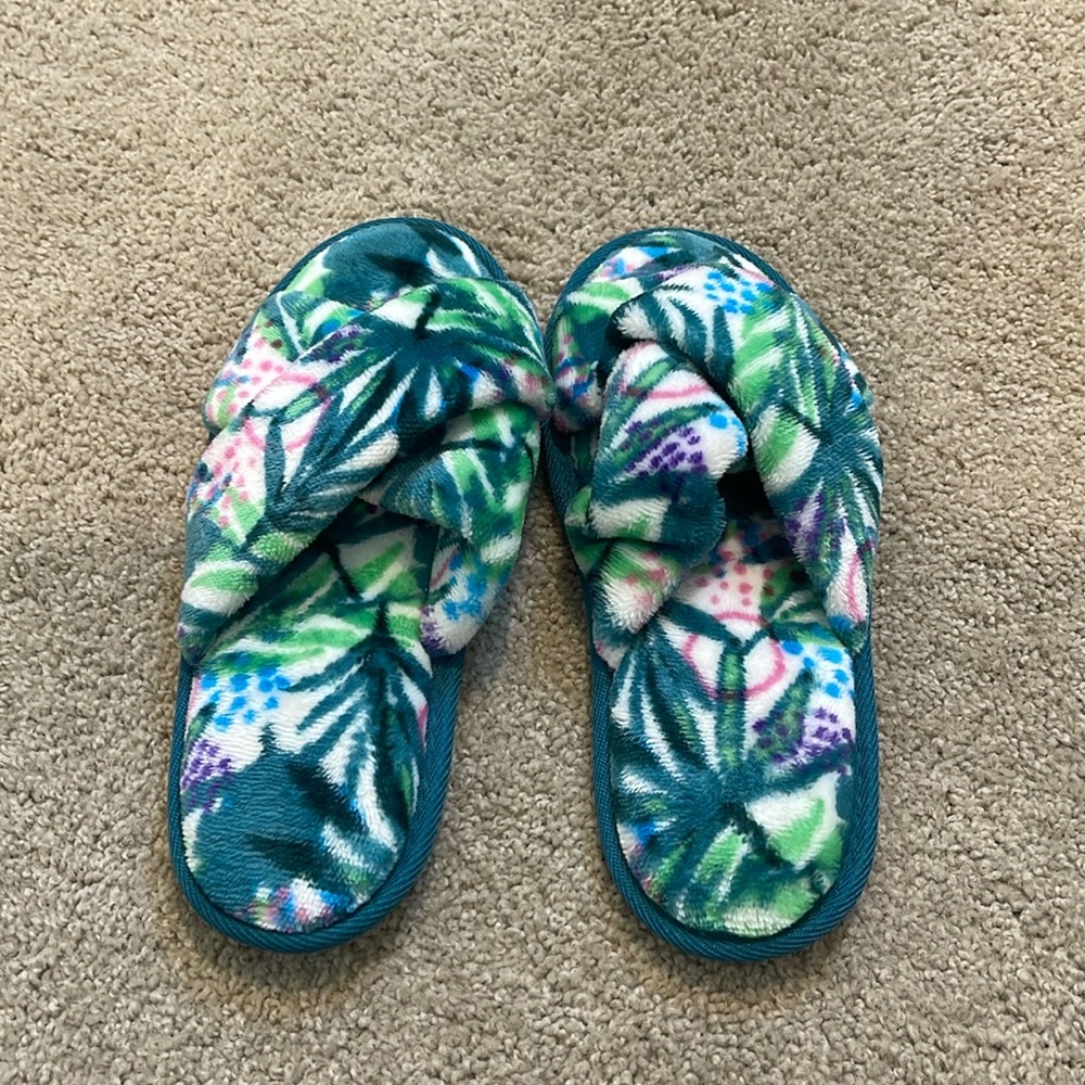 TROPICAL SLIPPERS